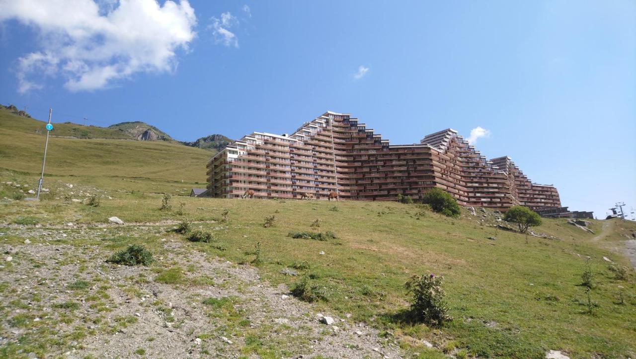 STUDIO en PLEINE MONTAGNE AVEC VUE SUR MARMOTTES La Mongie Exterior foto
